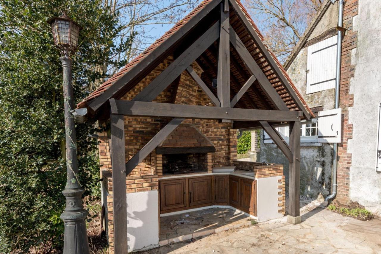 Crazy Villa Etisseaux 45 - Heated Pool - Volley Court - 1H30 Paris - 45P Saint-Maurice-sur-Aveyron Zewnętrze zdjęcie