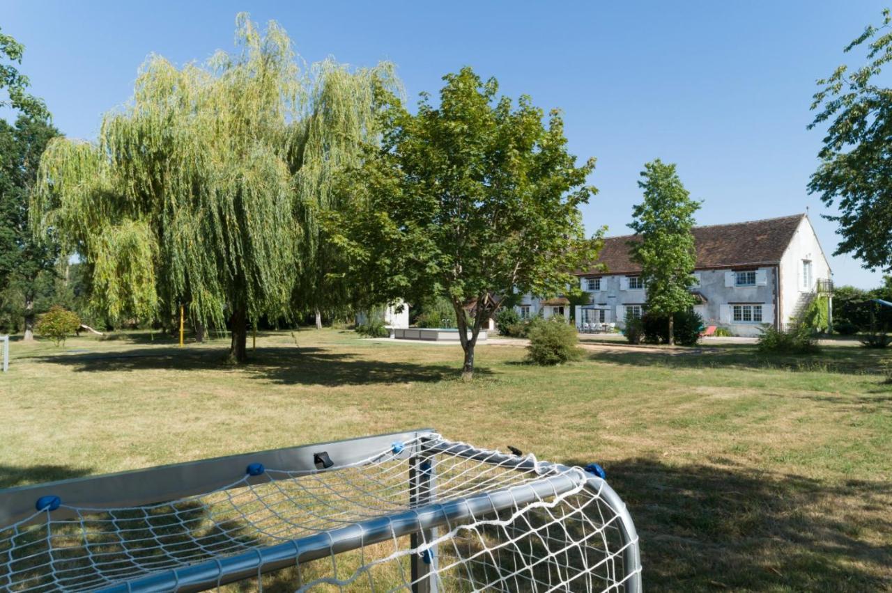 Crazy Villa Etisseaux 45 - Heated Pool - Volley Court - 1H30 Paris - 45P Saint-Maurice-sur-Aveyron Zewnętrze zdjęcie