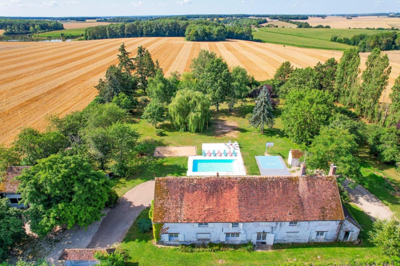 Crazy Villa Etisseaux 45 - Heated Pool - Volley Court - 1H30 Paris - 45P Saint-Maurice-sur-Aveyron Zewnętrze zdjęcie