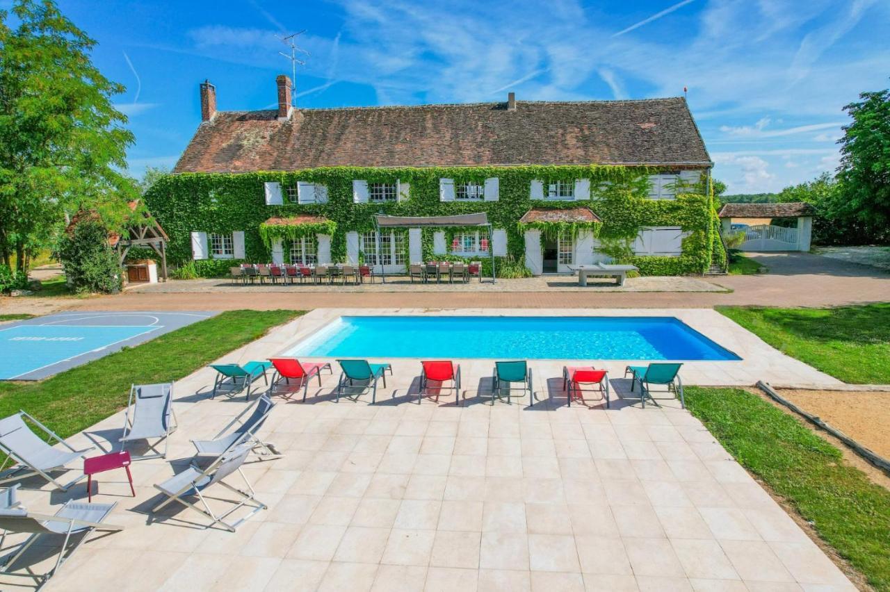Crazy Villa Etisseaux 45 - Heated Pool - Volley Court - 1H30 Paris - 45P Saint-Maurice-sur-Aveyron Zewnętrze zdjęcie