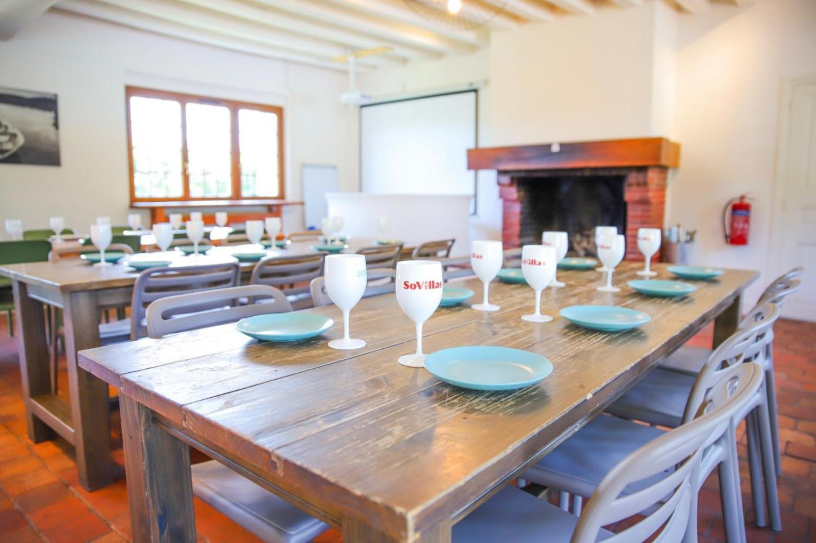 Crazy Villa Etisseaux 45 - Heated Pool - Volley Court - 1H30 Paris - 45P Saint-Maurice-sur-Aveyron Zewnętrze zdjęcie