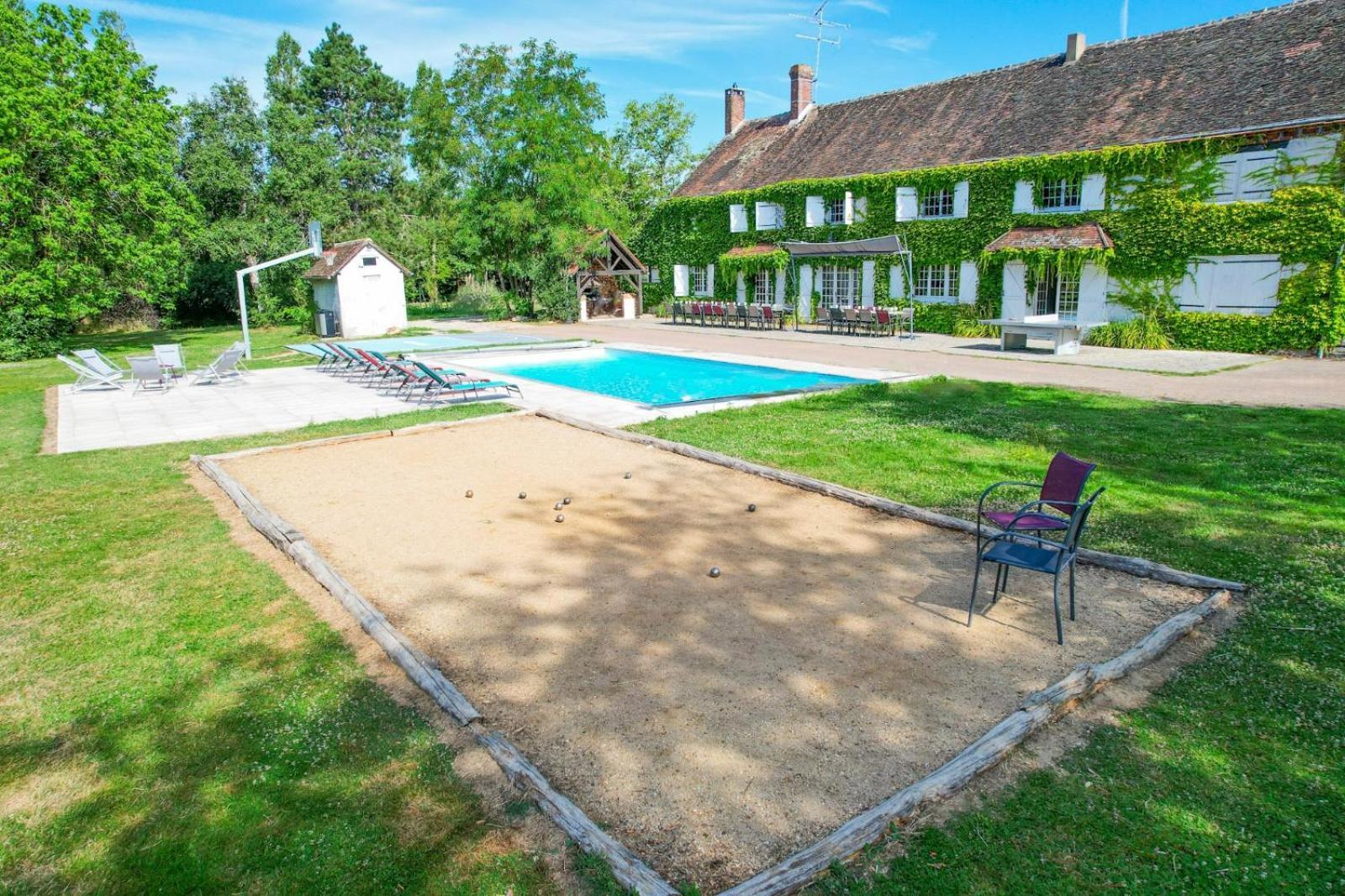 Crazy Villa Etisseaux 45 - Heated Pool - Volley Court - 1H30 Paris - 45P Saint-Maurice-sur-Aveyron Zewnętrze zdjęcie