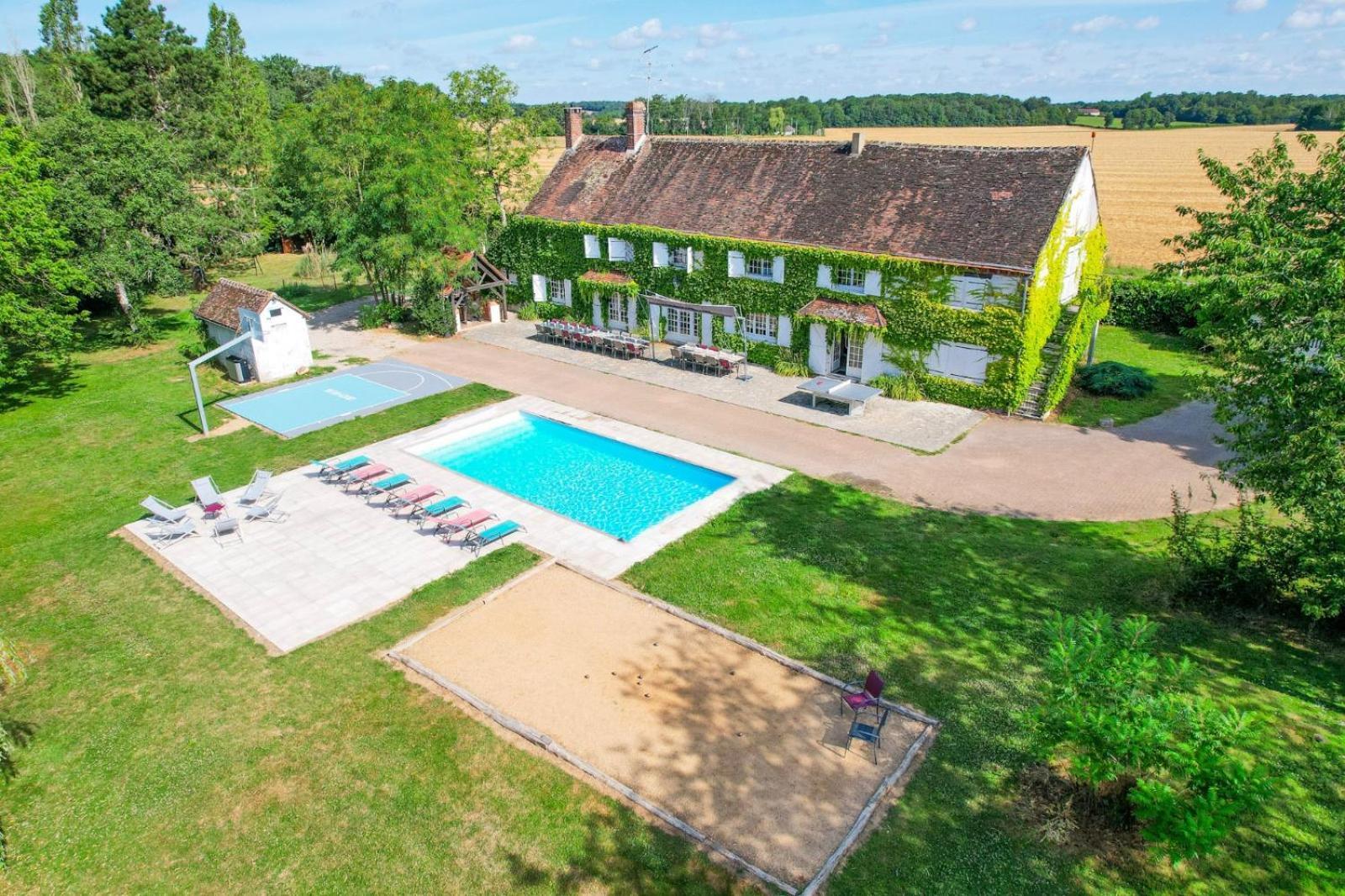 Crazy Villa Etisseaux 45 - Heated Pool - Volley Court - 1H30 Paris - 45P Saint-Maurice-sur-Aveyron Zewnętrze zdjęcie
