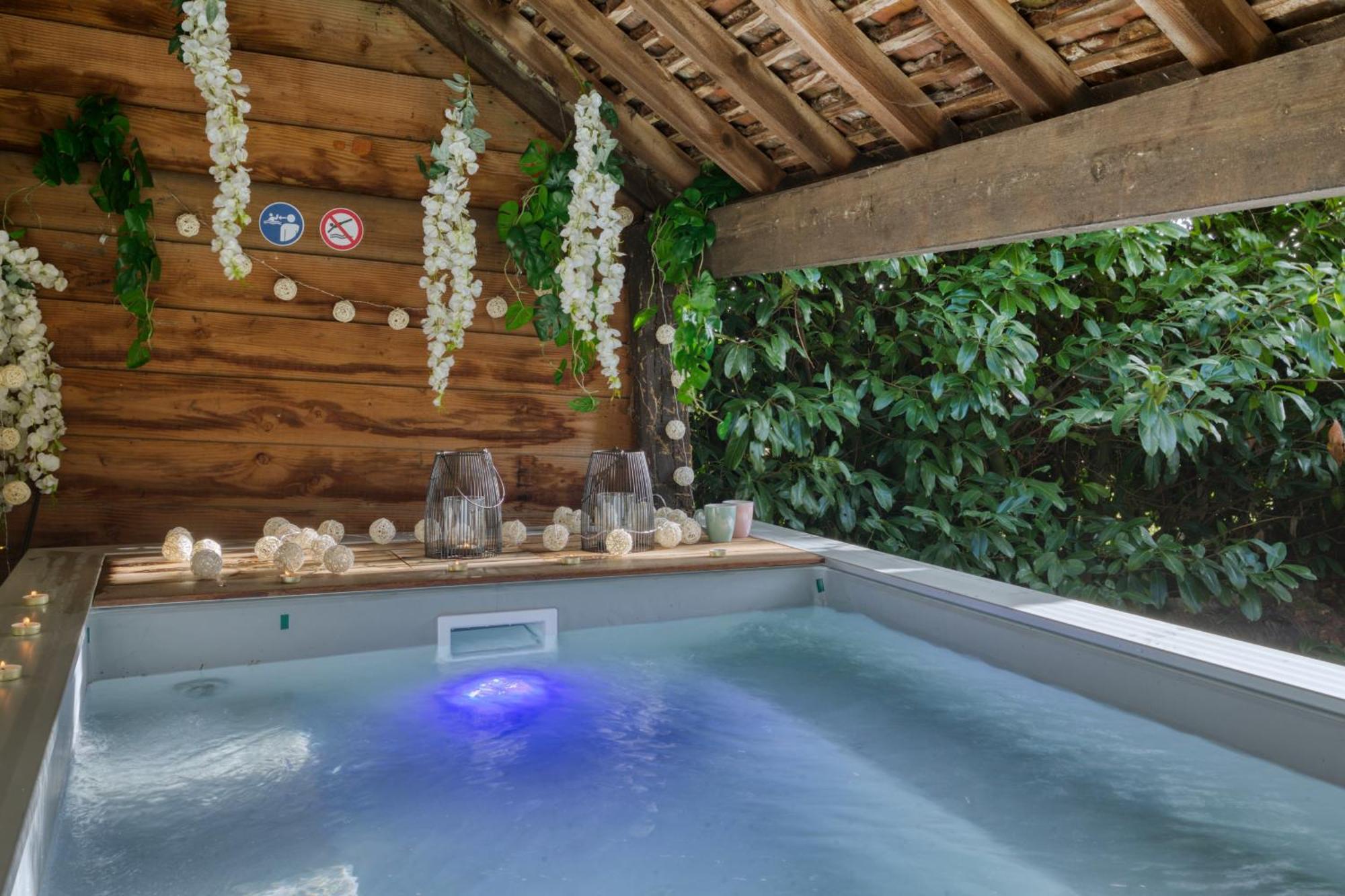 Crazy Villa Etisseaux 45 - Heated Pool - Volley Court - 1H30 Paris - 45P Saint-Maurice-sur-Aveyron Zewnętrze zdjęcie